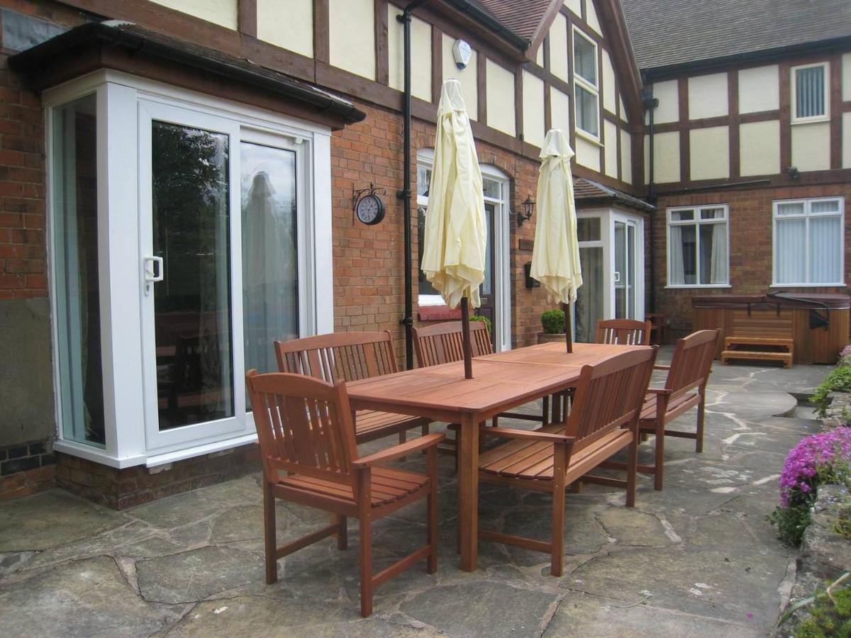 Arden Hill Farmhouse - Hot Tub, Snooker Table, Sleeps 16 Stratford-upon-Avon Kültér fotó